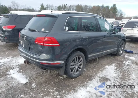 2016 Volkswagen Touareg Vr6 Lux из США, поврежденный, VIN WVGEF9BP8GD009515